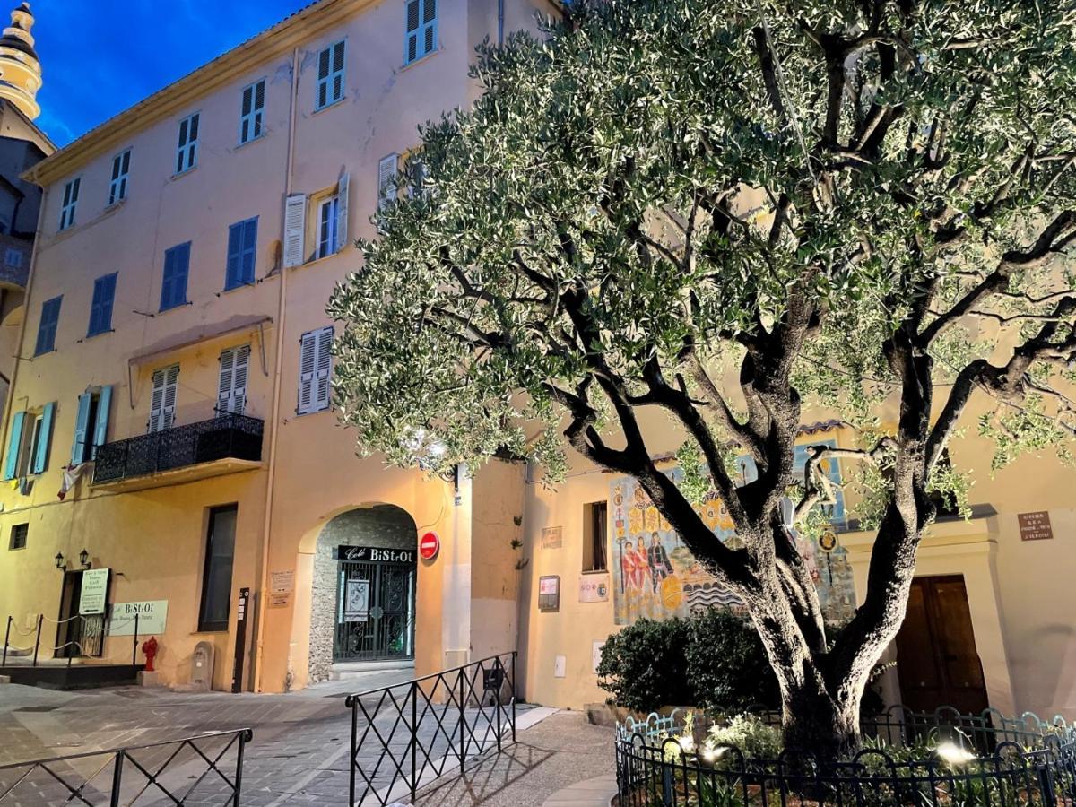 Appartement 3 Pieces Vue Bord De Hyper Centre Menton